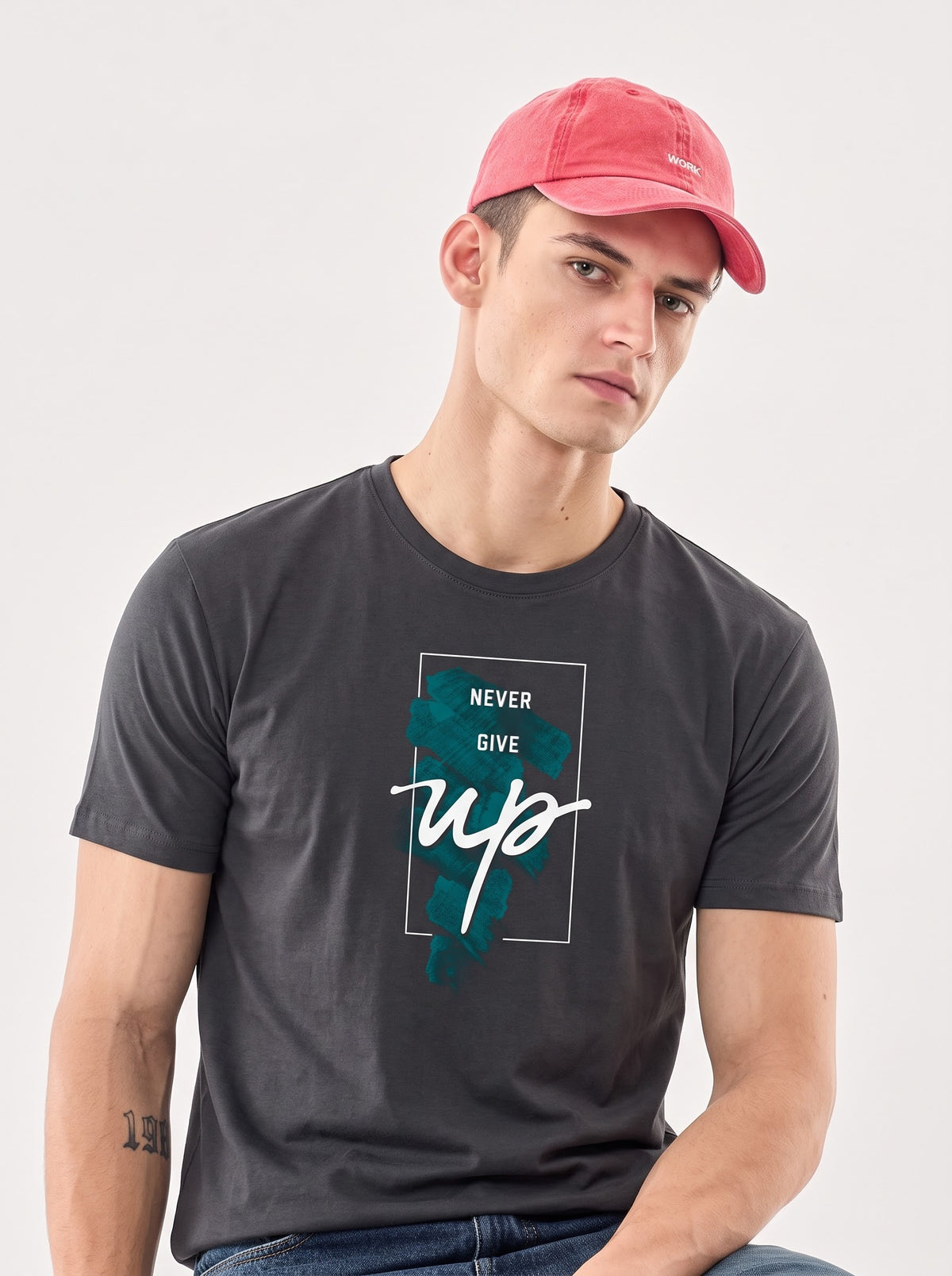 Never Give Up Men Classic Crew T-Shirt